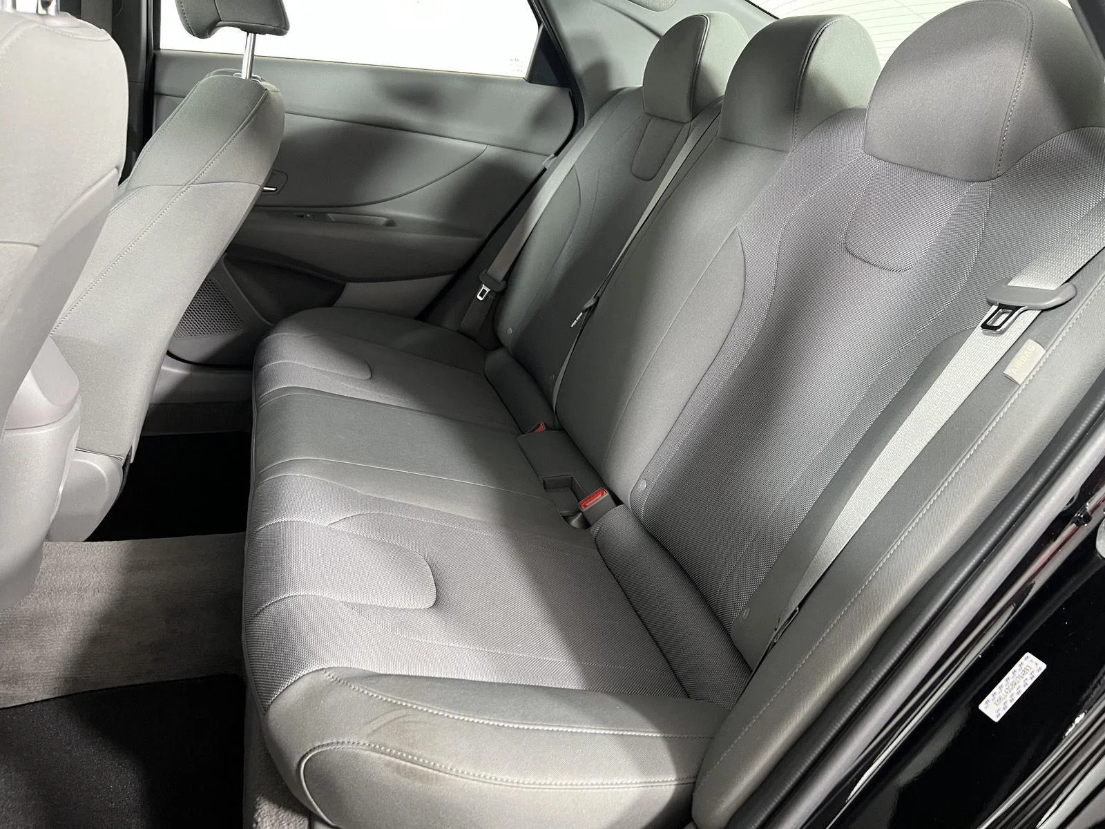 Used 2024 Abyss Black Hyundai SE image 4