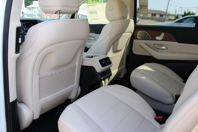 New 2026 Polar White Mercedes-Benz GLS 450 image 24