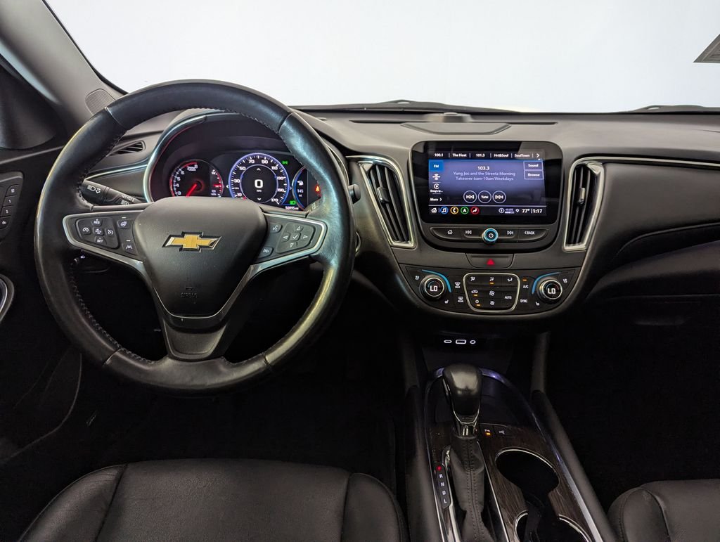 Used 2022 Ash Chevrolet Premier image 7