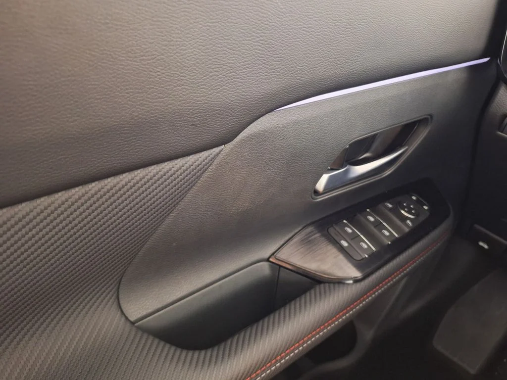 Used 2026 Bronze Metallic Nissan SR image 18