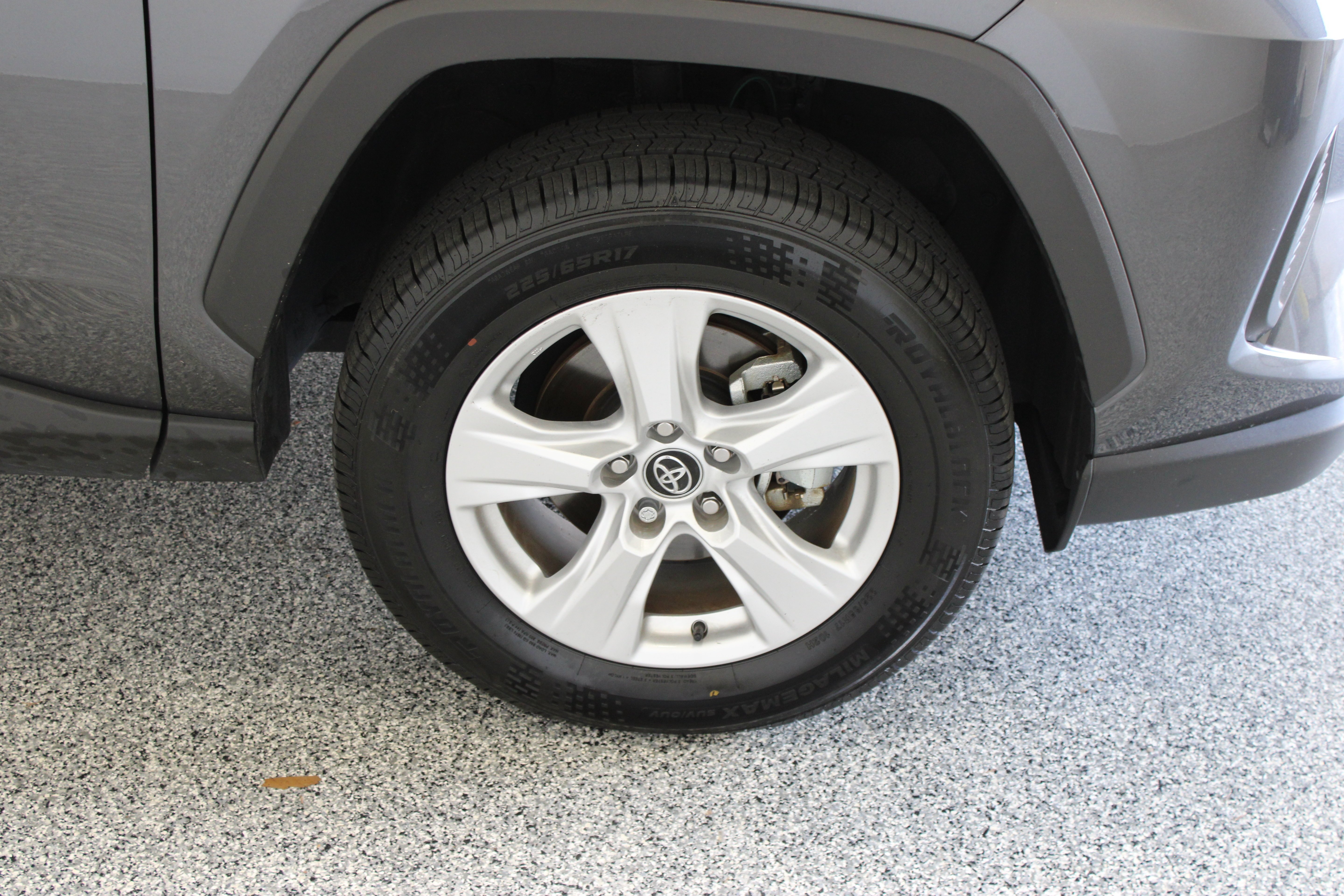 Used 2025 Gray Toyota Hybrid LE image 5