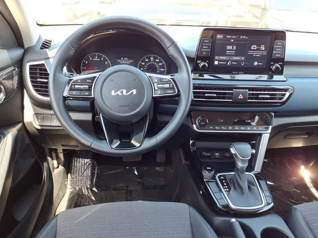 Certified Used 2023 White Kia S image 10
