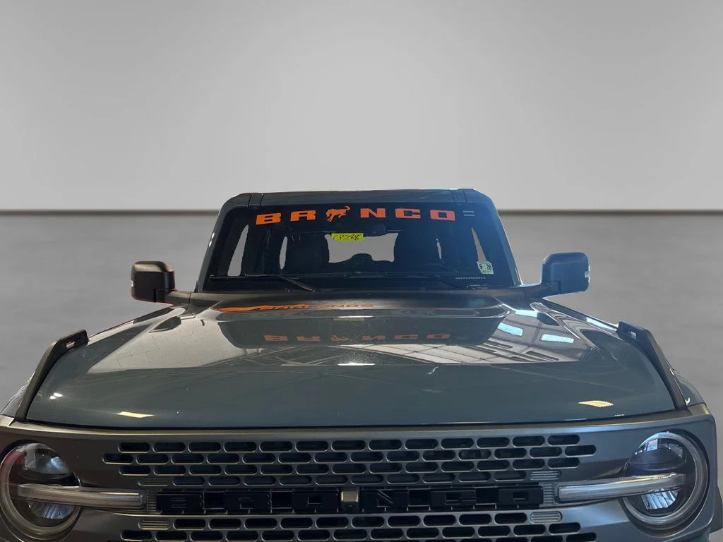 Used 2023 Gray Ford Badlands image 13