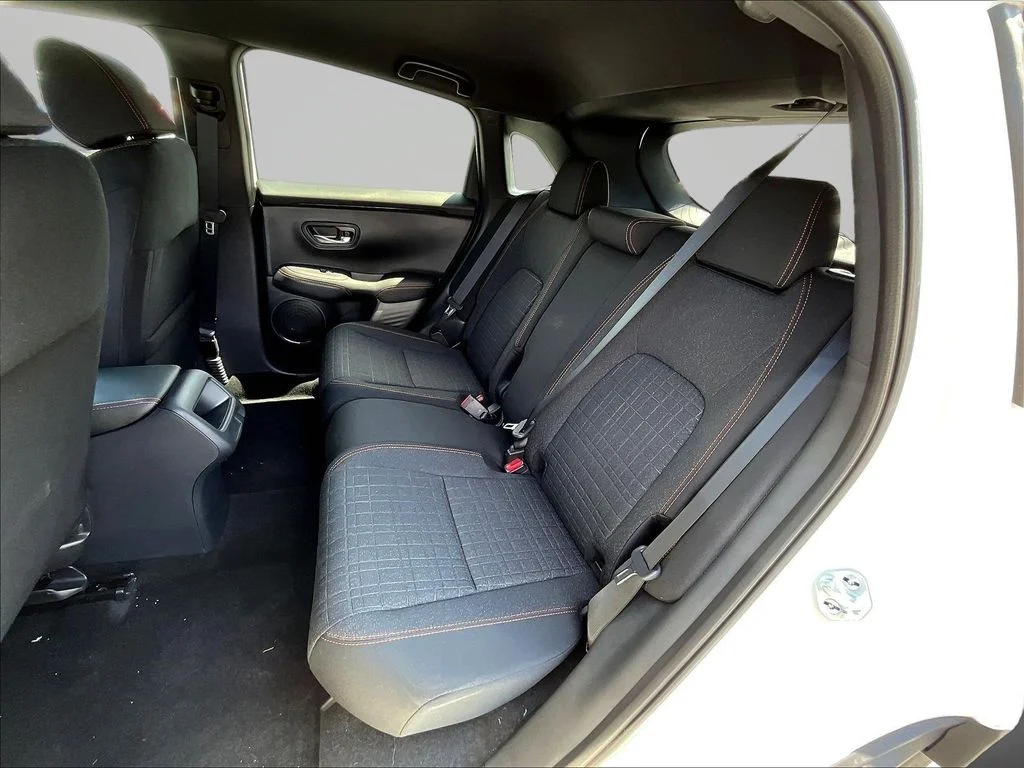 New 2027 Platinum White Pearl Honda Sport AWD image 24