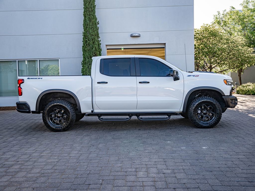 Used 2024 Summit White Chevrolet ZR2 image 4
