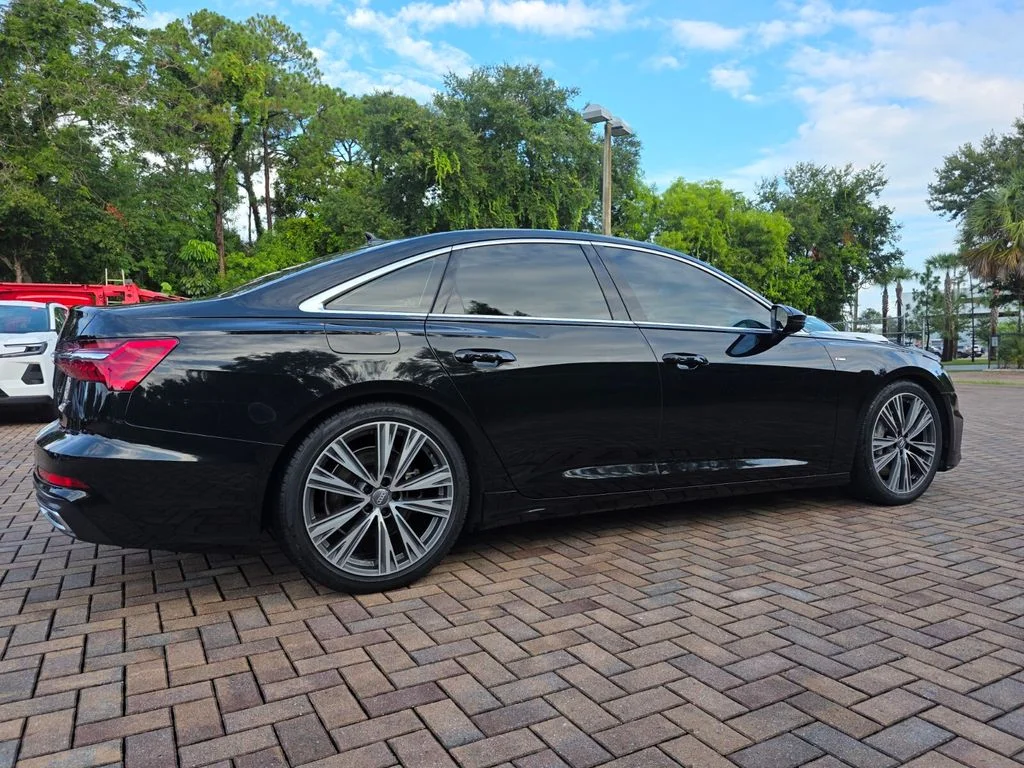 Used 2019 Black Audi 3.0T Premium image 11