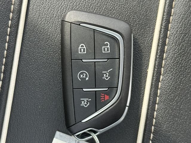 Used 2025 White Cadillac Sport image 26