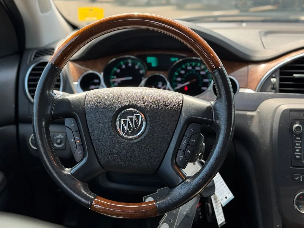 2012 Buick Enclave Premium - Photo 19