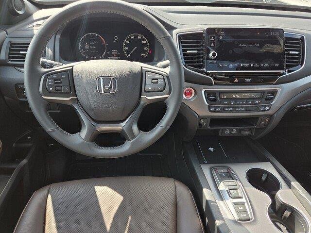 Used 2026 Platinum White Pearl Honda RTL image 22