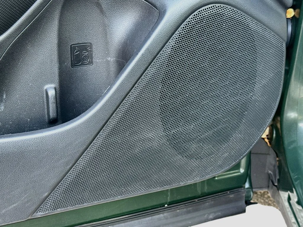 Used 2023 Green Subaru Base image 22