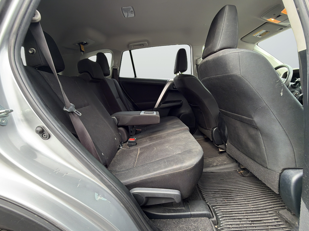 Used 2018 Silver Toyota LE image 25