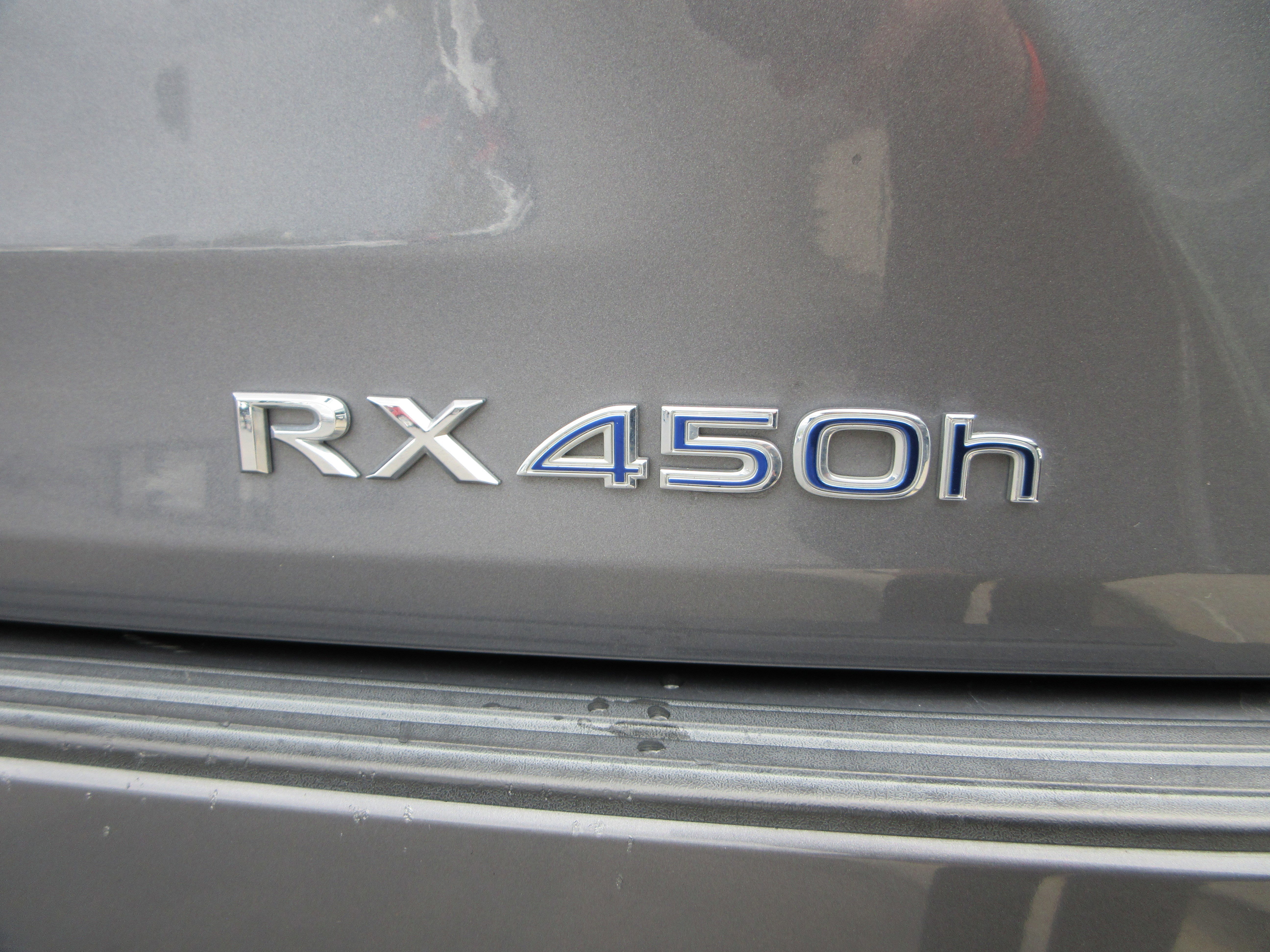 Used 2016 Nebula Gray Pearl Lexus 450h image 8