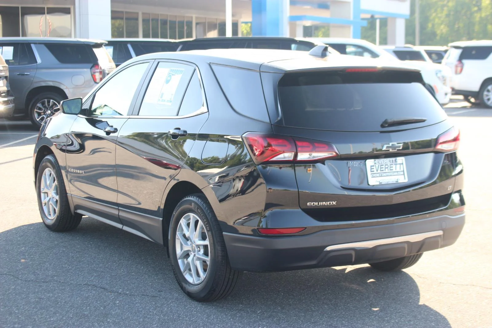 Used 2023 Mosaic Black Metallic Chevrolet LT image 5