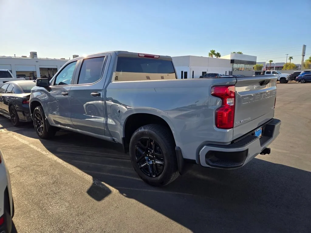 Used 2025 Slate Gray Metallic Chevrolet Custom image 2