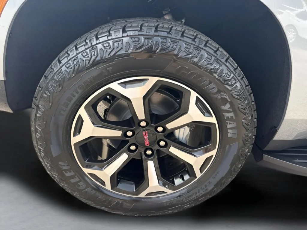 New 2026 Sterling Metallic GMC AT4 image 40