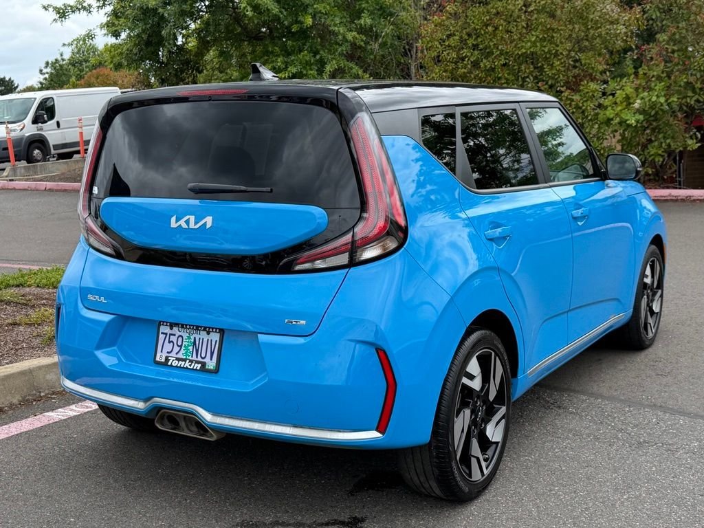 Used 2023 Surf Blue w/Black Roof Kia GT-Line image 7