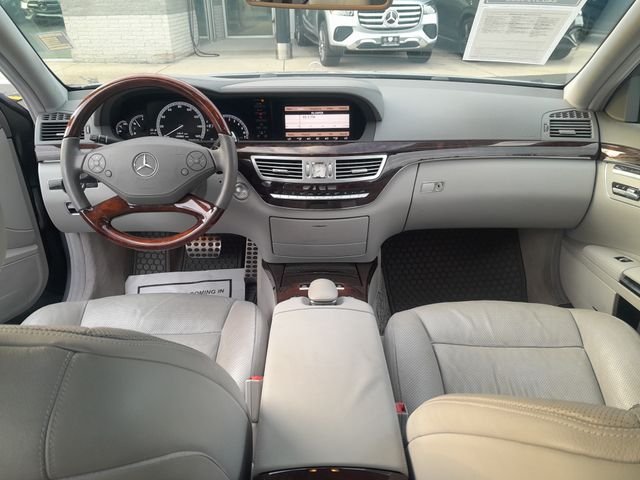 Used 2011 Palladium Silver Metallic Mercedes-Benz S 550 image 18