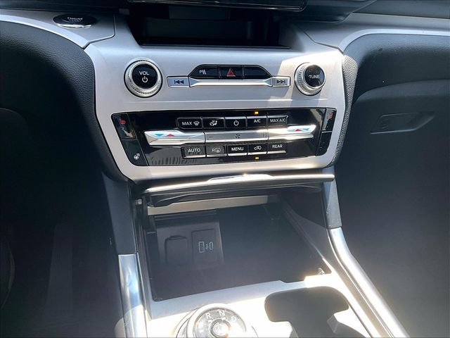 Used 2024 Silver Ford XLT image 28