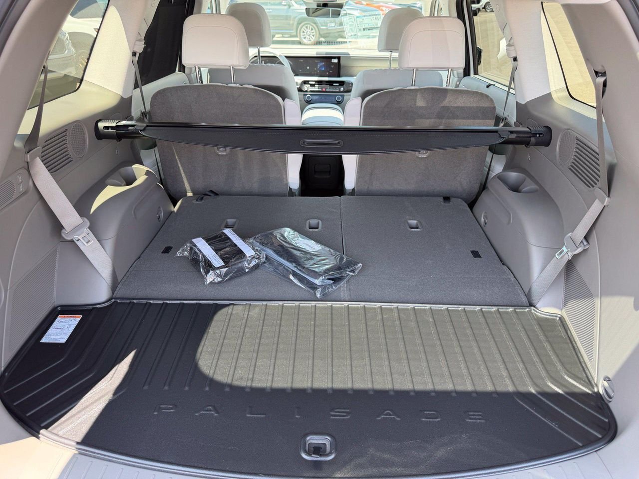 New 2026 White Hyundai SEL Premium image 44