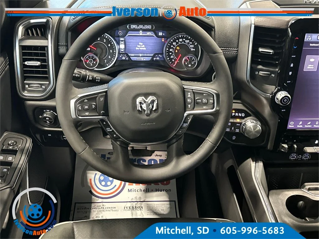 New 2026 Granite Crystal Metallic Clear-Coat Exterior Paint RAM Laramie image 27