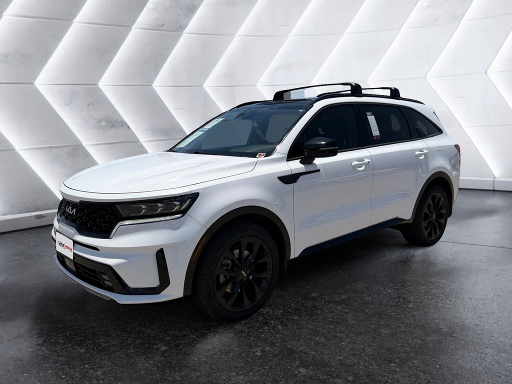 Used 2023 White Kia SX image 3