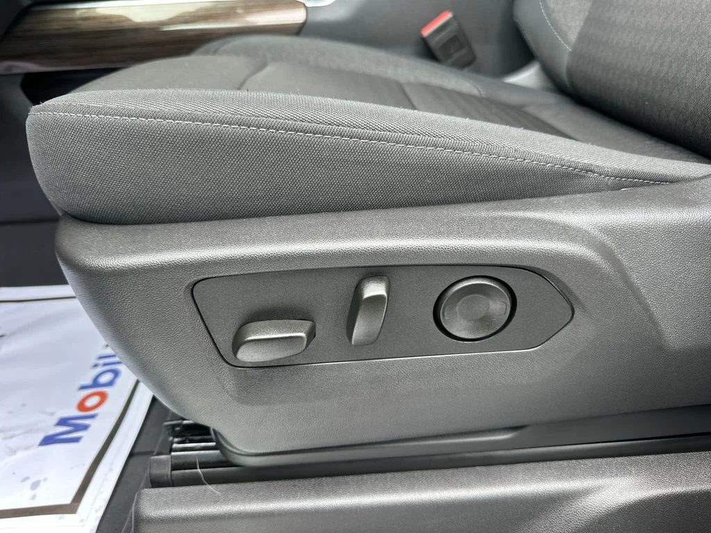 Used 2025 Gray Chevrolet RST image 12