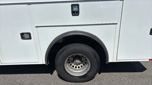 Used 2018 White Mercedes-Benz Cab Chassis 144 WB image 36