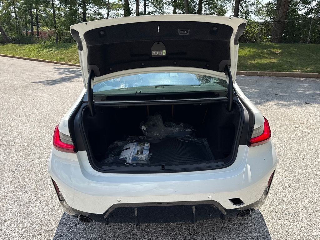 New 2026 White BMW 330i xDrive image 25
