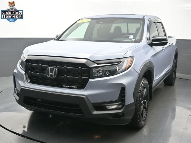 2025 Honda Ridgeline Black Edition's photo