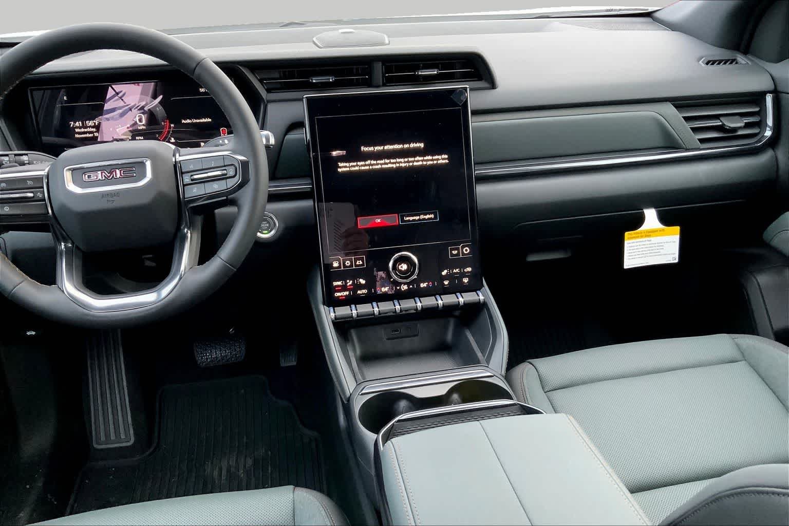 2026 GMC Terrain AT4 - Photo 7