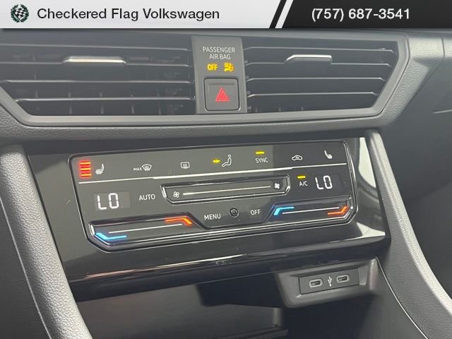2026 Volkswagen Jetta SE - Photo 40
