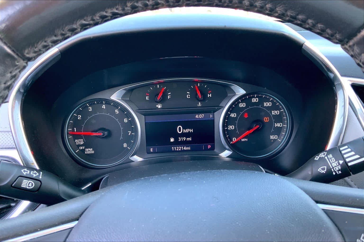 Used 2020 Iridescent Pearl Tricoat Chevrolet Premier image 25