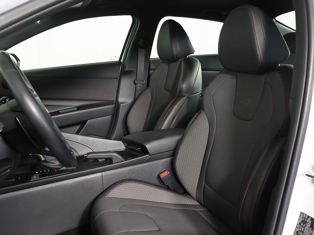 2025 Hyundai Elantra N Line - Photo 29
