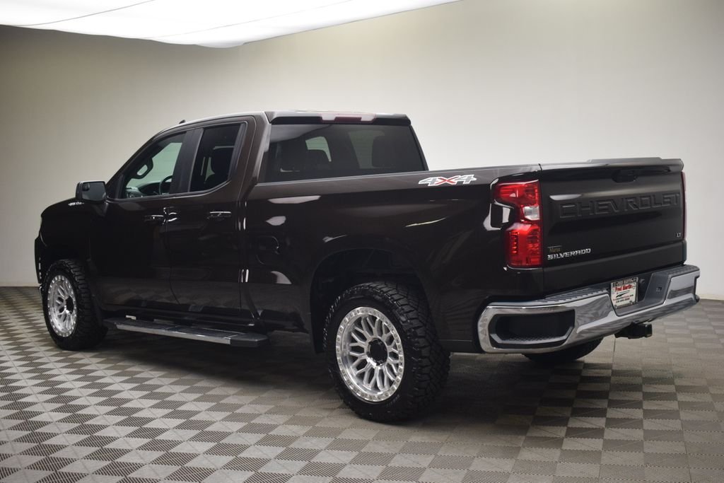 Used 2019 Brown Chevrolet LT image 4