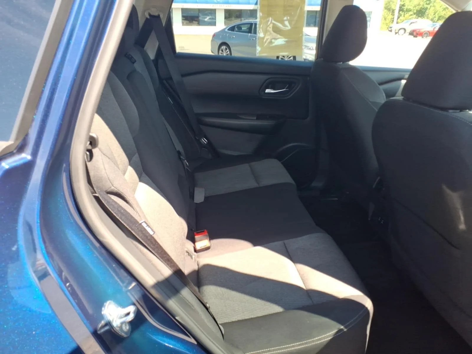Used 2025 Deep Ocean Blue Nissan SV image 16