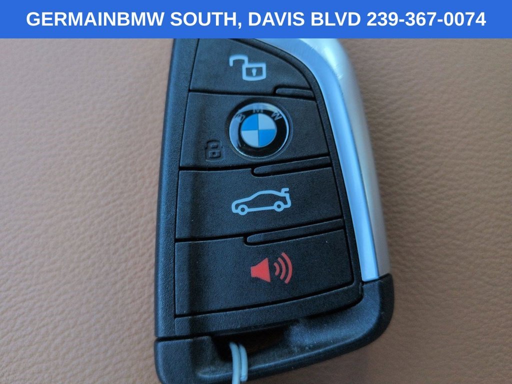Certified Used 2025 Skyscraper Grey Metallic BMW 330i image 32