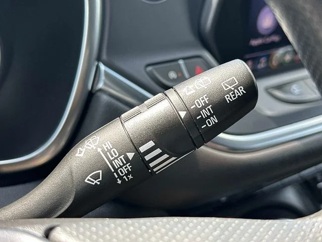 Used 2022 Silver Chevrolet LT image 23