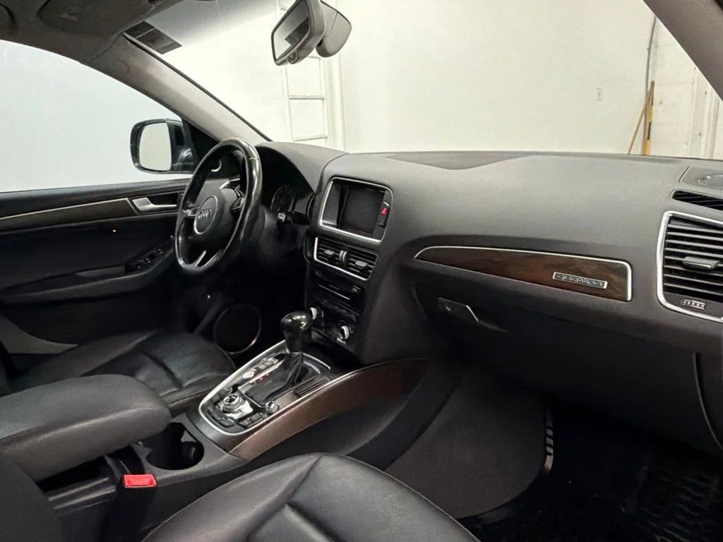 Used 2016 Gray Audi 3.0T Premium Plus image 34