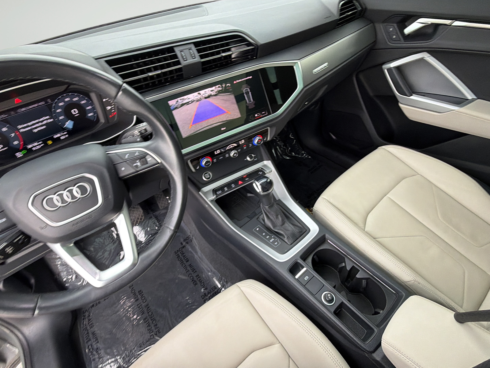 Used 2024  Audi Premium image 25