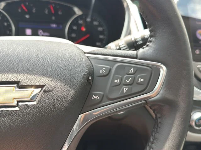 Used 2019 White Chevrolet Premier image 23