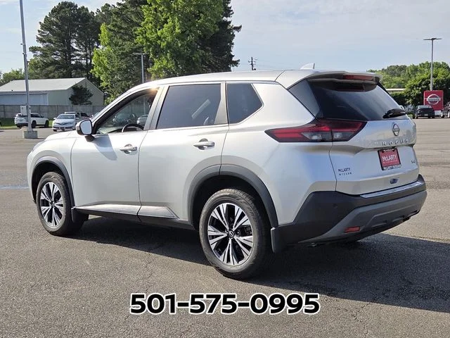 Used 2023 Silver Nissan SV image 3