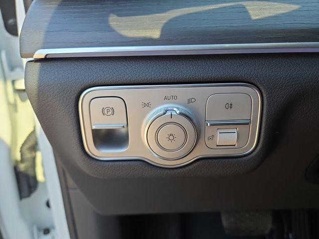 New 2026 MANUFAKTUR Moonlight White Magno Mercedes-Benz GLE350 image 21
