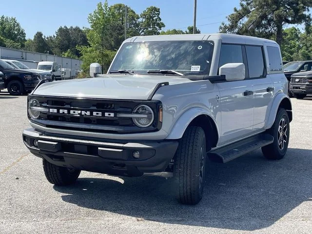New 2026 White Ford Outer Banks image 5