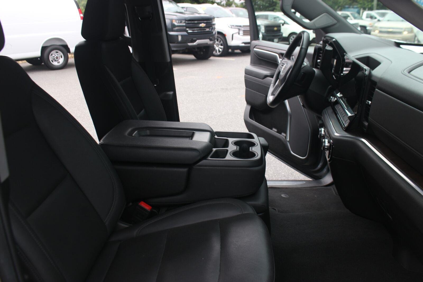 Used 2025 Sterling Metallic GMC SLT image 34