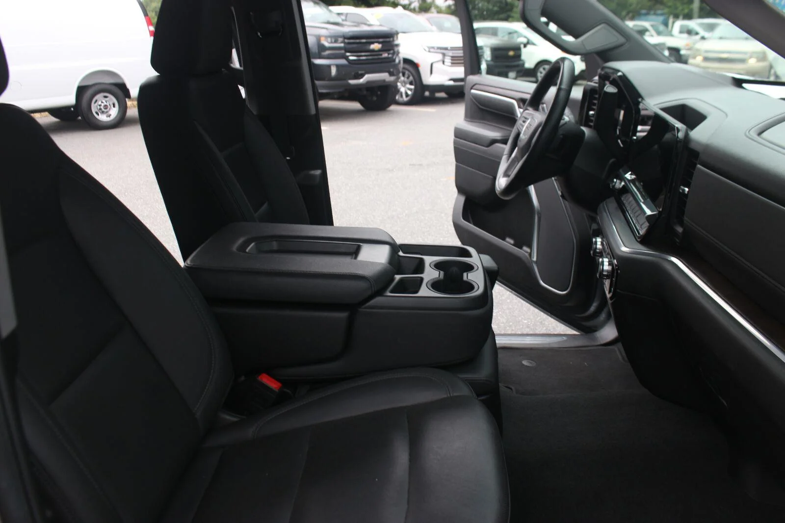 Used 2025 Sterling Metallic GMC SLT image 34