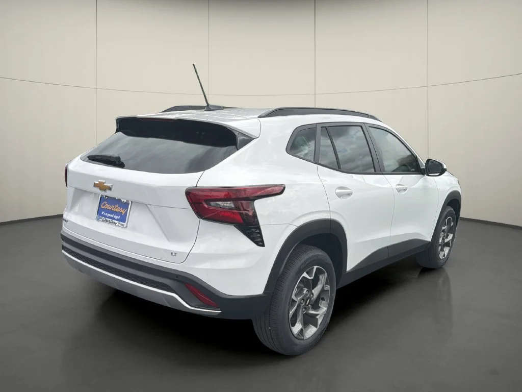 New 2026 Summit White Chevrolet LT image 7