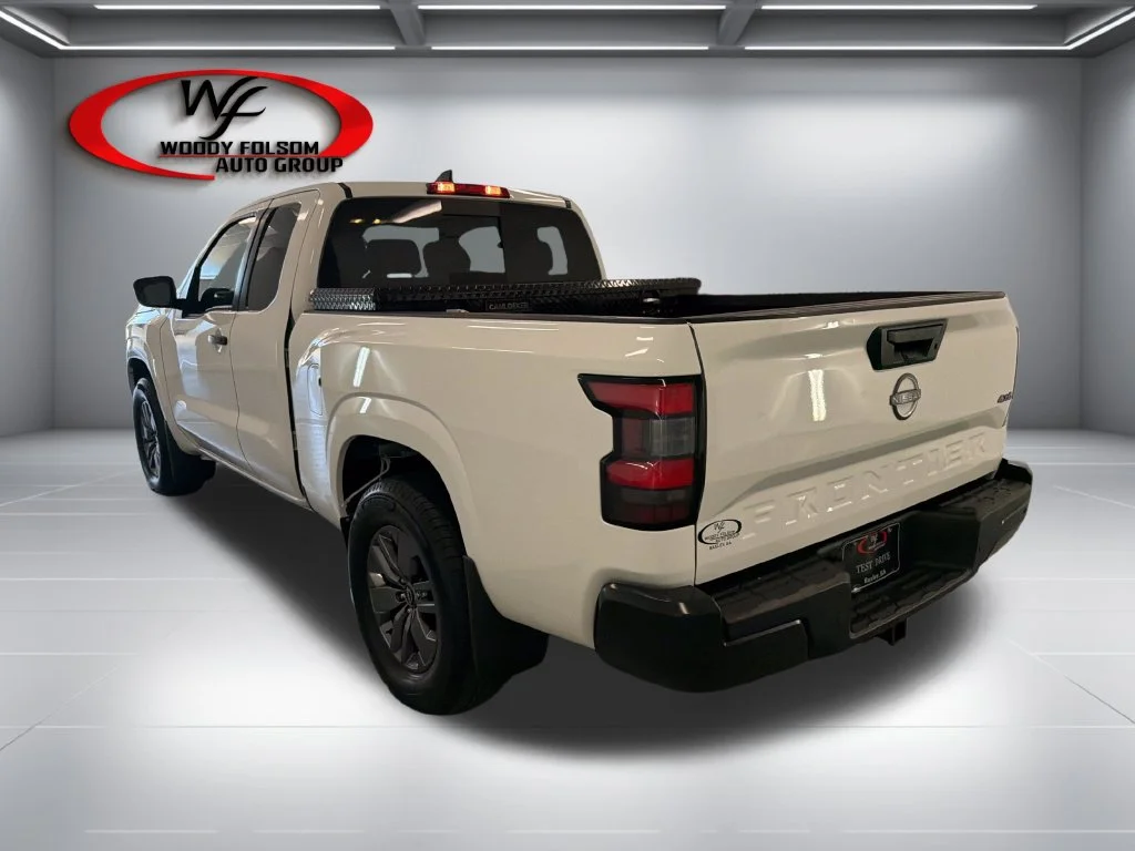 Certified Used 2025 White Nissan S image 8