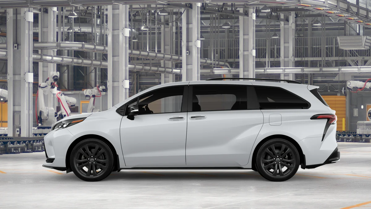 New 2026 Ice Cap Toyota XSE image 4