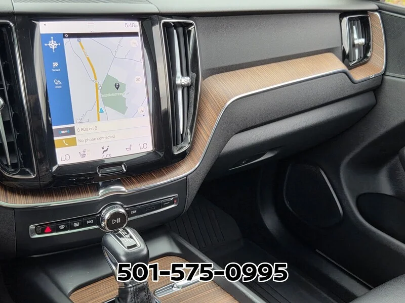 Used 2021 Crystal White VOLVO T5 AWD MOMENTUM image 29