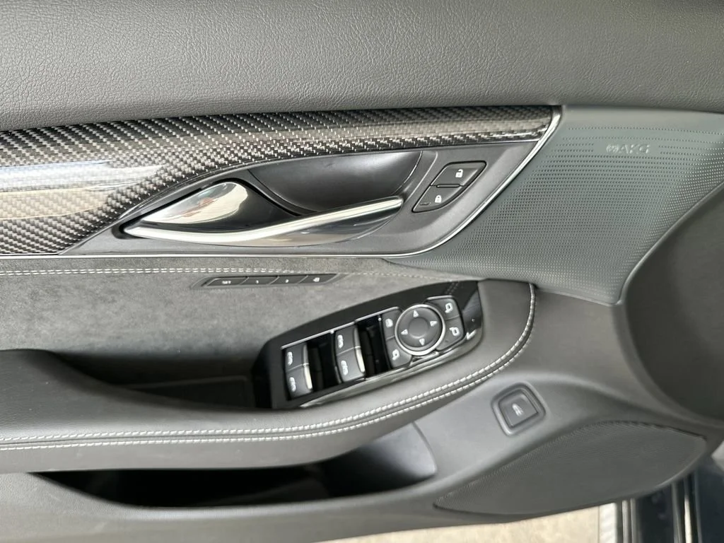 2026 Cadillac CT5 V-Series - Photo 8